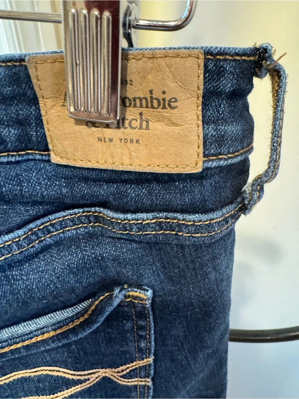 Abercrombie & Fitch Woman Dark Blue The Boot Jeans Size W29 L33 8R